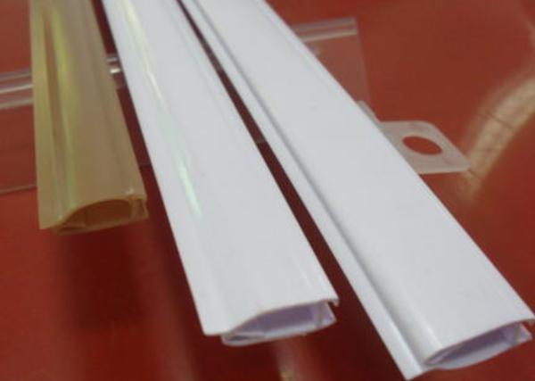 塑料型材發(fā)黃，用熒光增白劑輕松解決